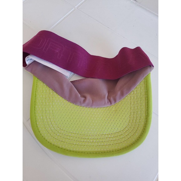 La Sportiva Pink and Green Visor - Picture 7 of 8